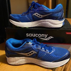 Mens Saucony size 8.5 US Guide 9 New in Box Athletic Shoes